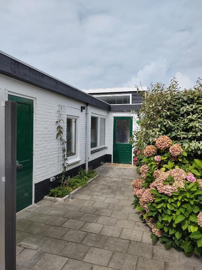 Villa In De Zwaluw Westkapelle Exterior foto